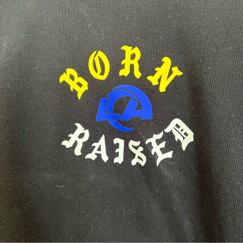 LA Rams Born x Raised Black Airbrushed Rampage Pullover Hoodie - Picture 3 of 9